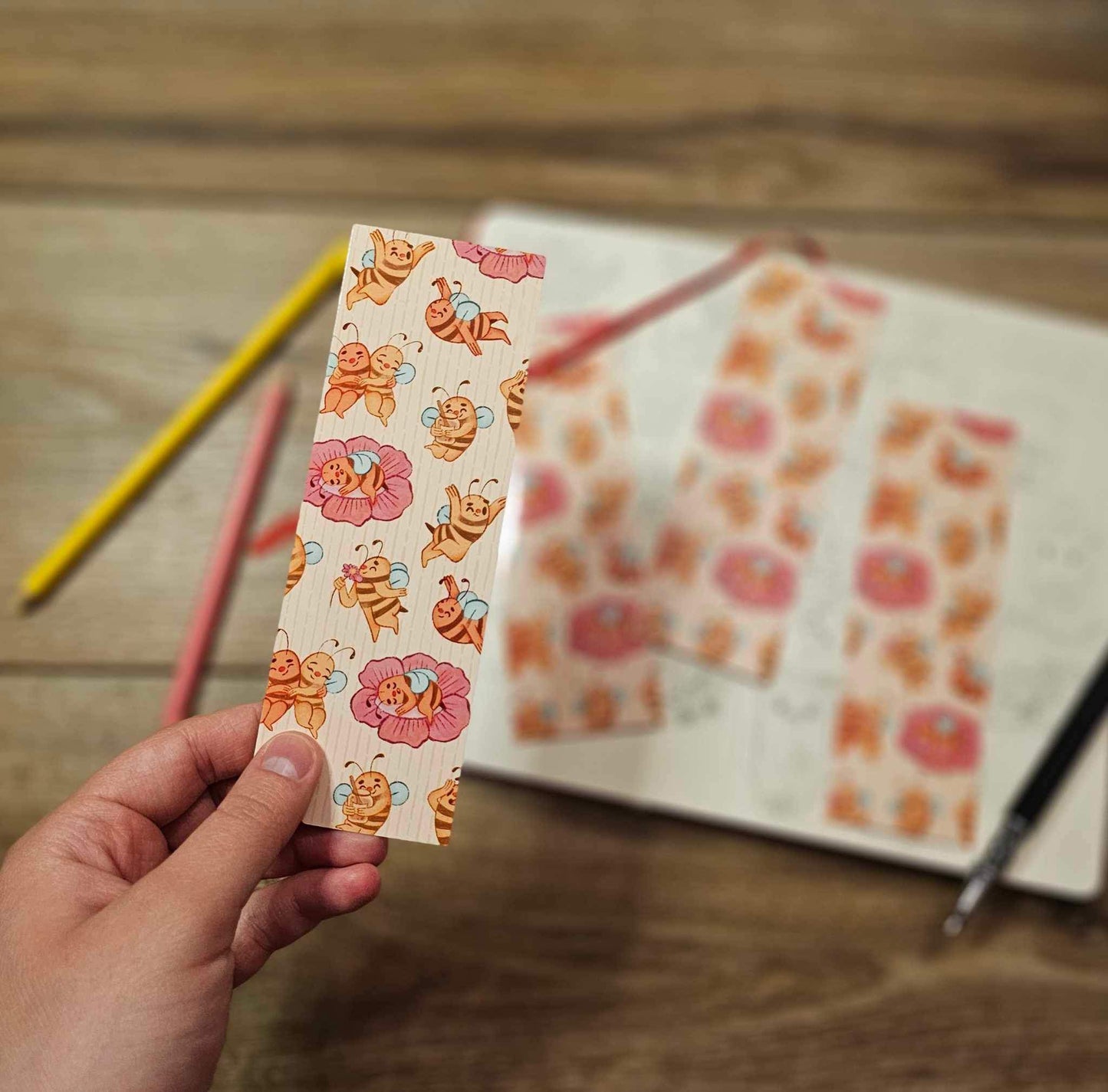 Bee Bookmark